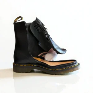 Dr. Martens 1460 Zipped Womens